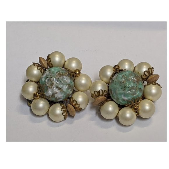 Vintage Mid Century Thermoset Faux Pearl Earrings - Picture 1 of 4